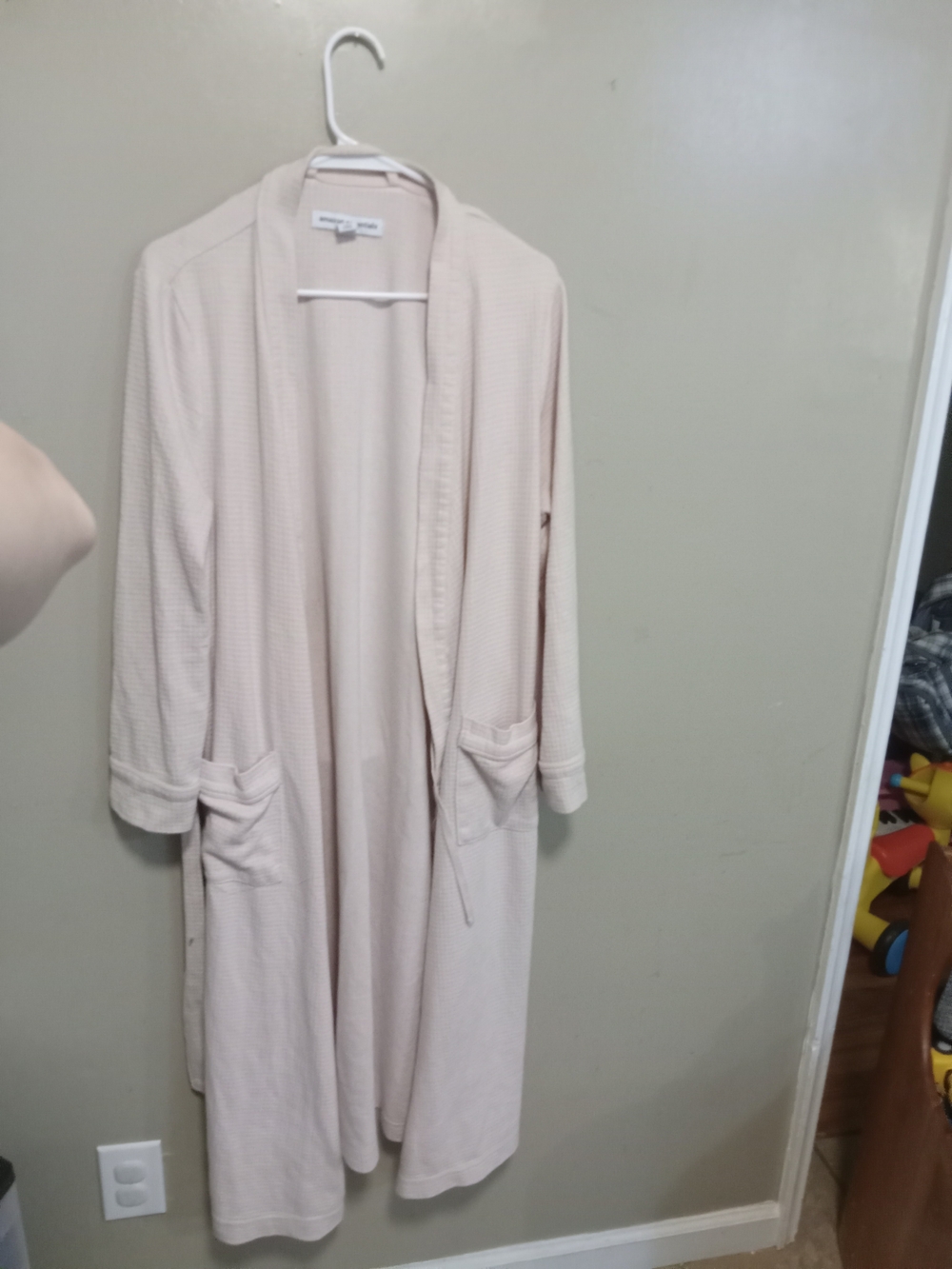 Amazon Essentials Women's Light Pink Waffle Knit Lounge Robe
